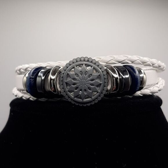 Leather and beaded bracelet  - Picture 1 of 2